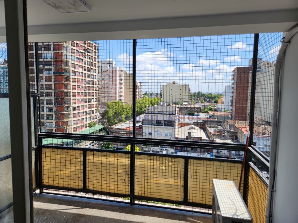 5 ambientes en alquiler al frente sobre Av. Rivadavia 13.900 - Ramos Mejia