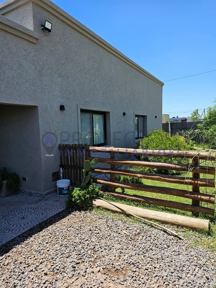 Casa de 3 ambientes con pileta - Gral Hornos, Gral. Las Heras