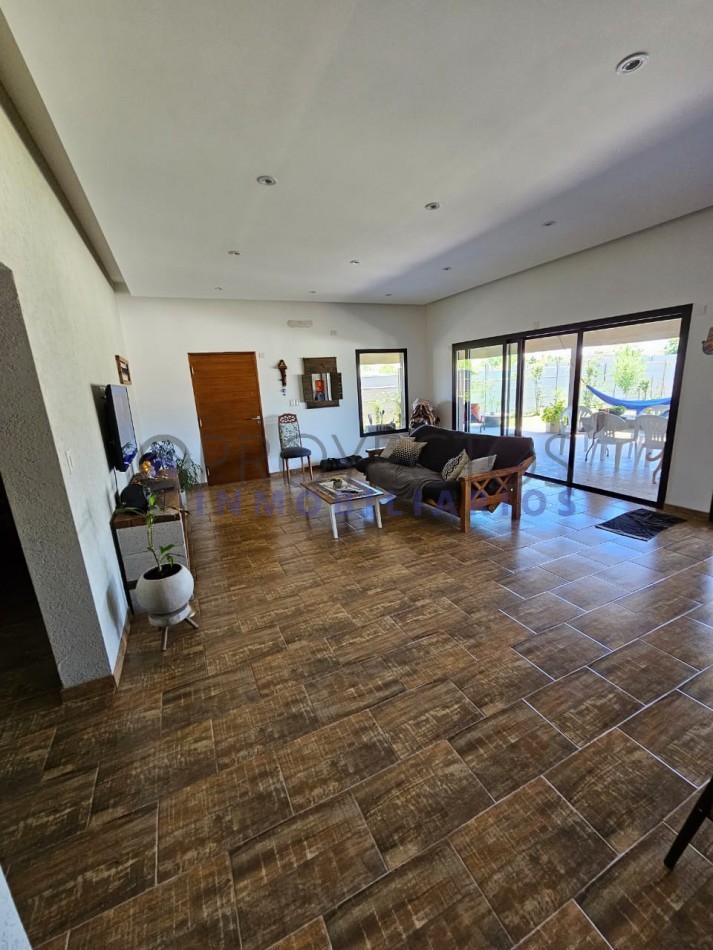Casa de 3 ambientes con pileta - Gral Hornos, Gral. Las Heras