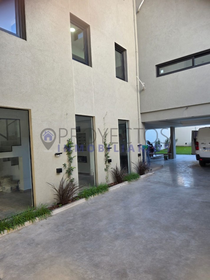 Venta Departamento en Ramos Mejia - Alvear al 300 - A estrenar