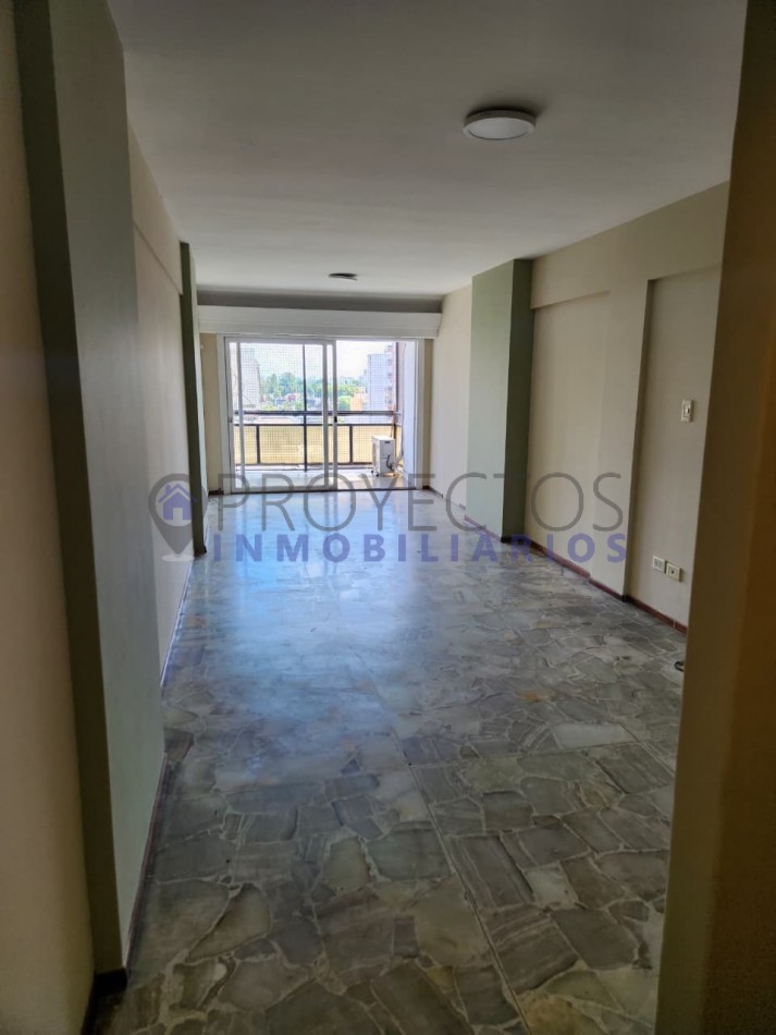 5 ambientes en alquiler al frente sobre Av. Rivadavia 13.900 - Ramos Mejia