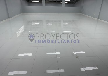 Edificio corporativo premium en pleno centro de Ramos Mejia, ideal para inversion institucional.